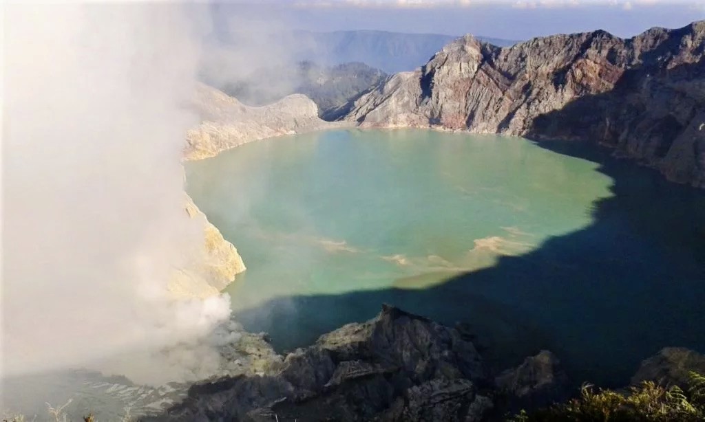 Ijen Crater acidic lake