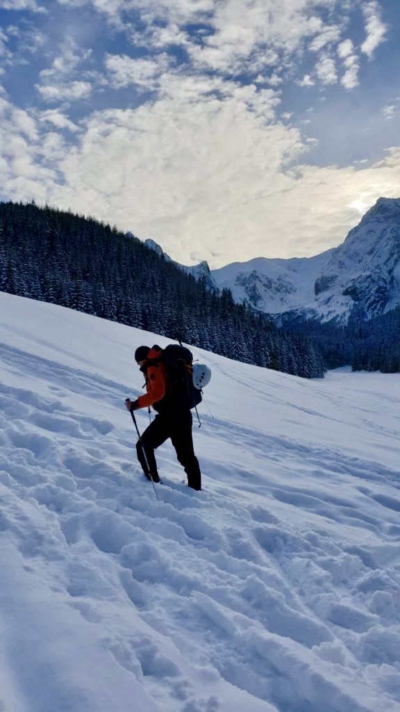 BASIC Mountaineering Skills & Techniques