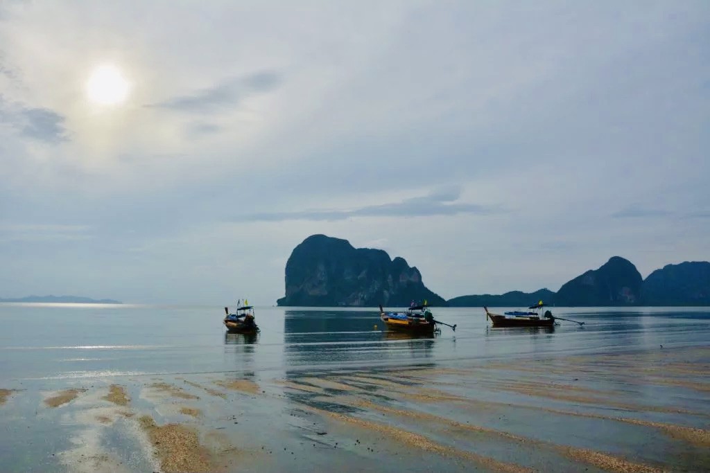 Pakmeng Beach