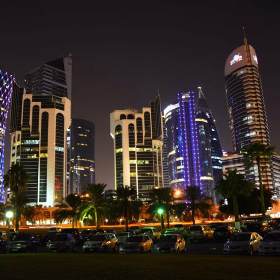 Qatar travel guide - top adventures and things to do in Doha.