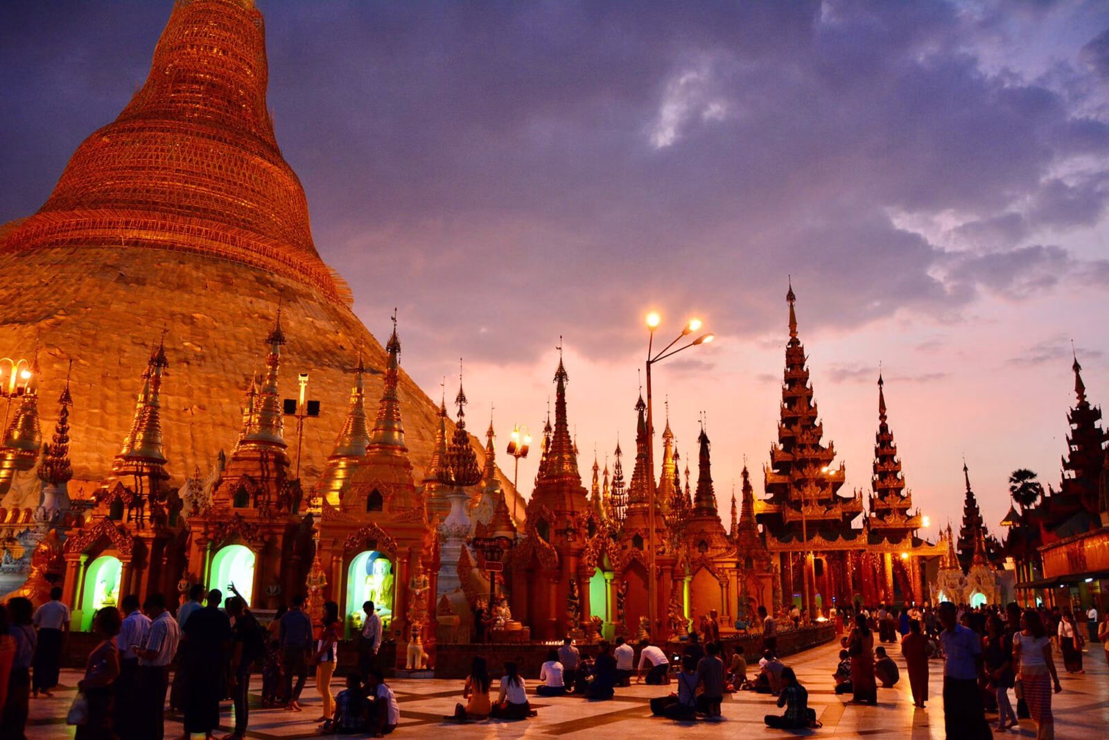 Visiting Shwedagon Pagoda in Myanmar – the oldest golden stupa in the world.