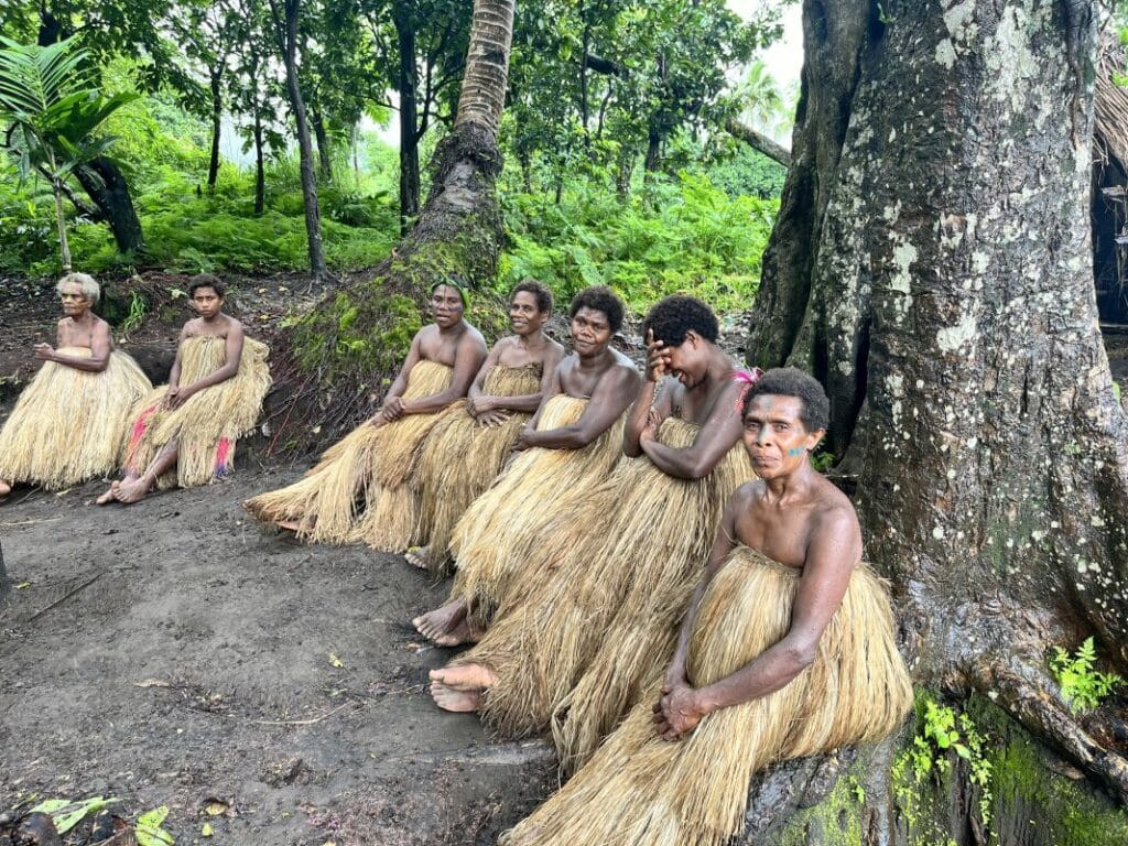 Who are Vanuatu tribes – one of the world’s most remote bush people. Imayo tribe Tanna Island