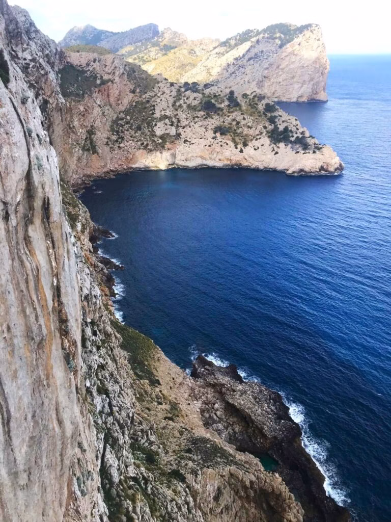 Mallorca- Top sights and things to do in Spain.