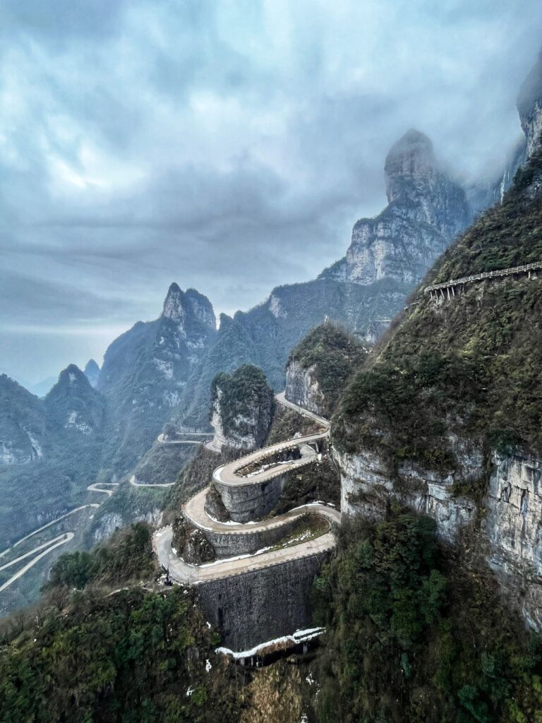 Magnificent things to do in Tianmen Mountain National Park – the Heaven’s Gate.