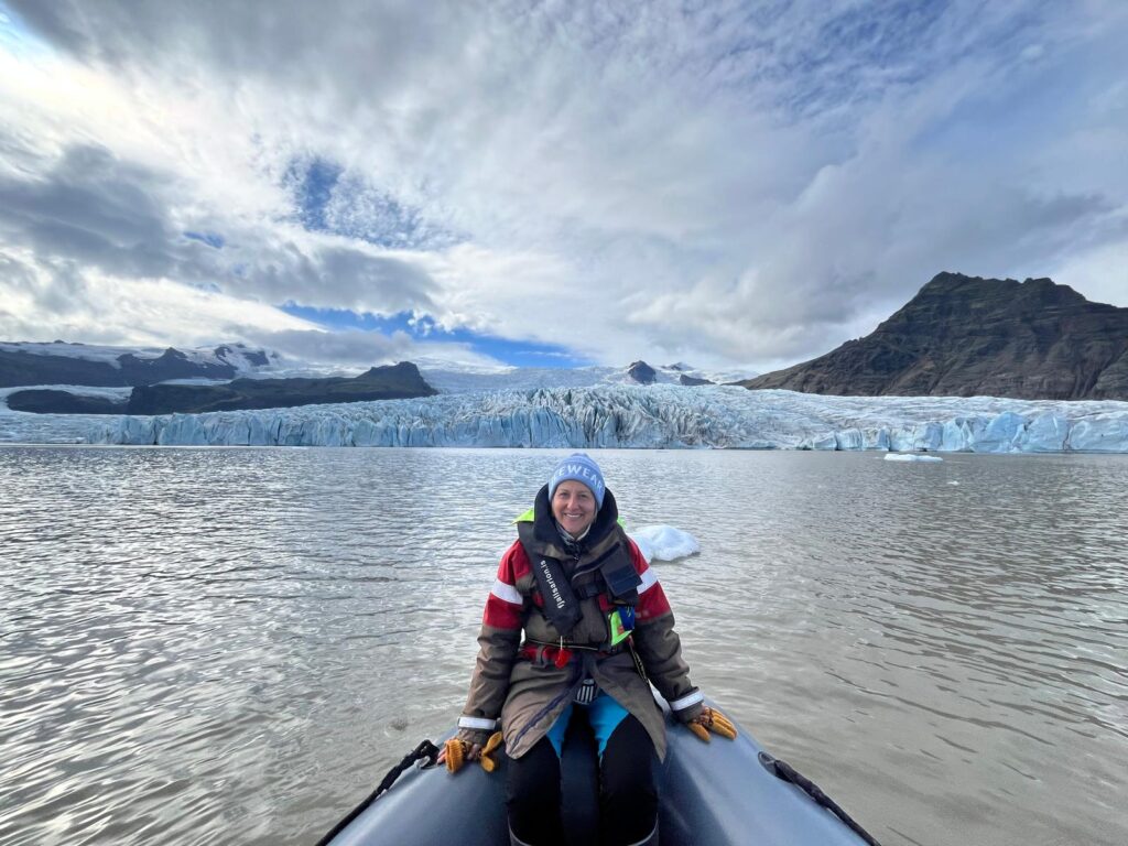 Full guide to memorable ice caving in Iceland!