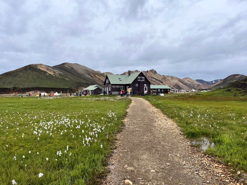 How to prepare for the 4 day Laugavegur trail from Skogar to Landmannalaugar.