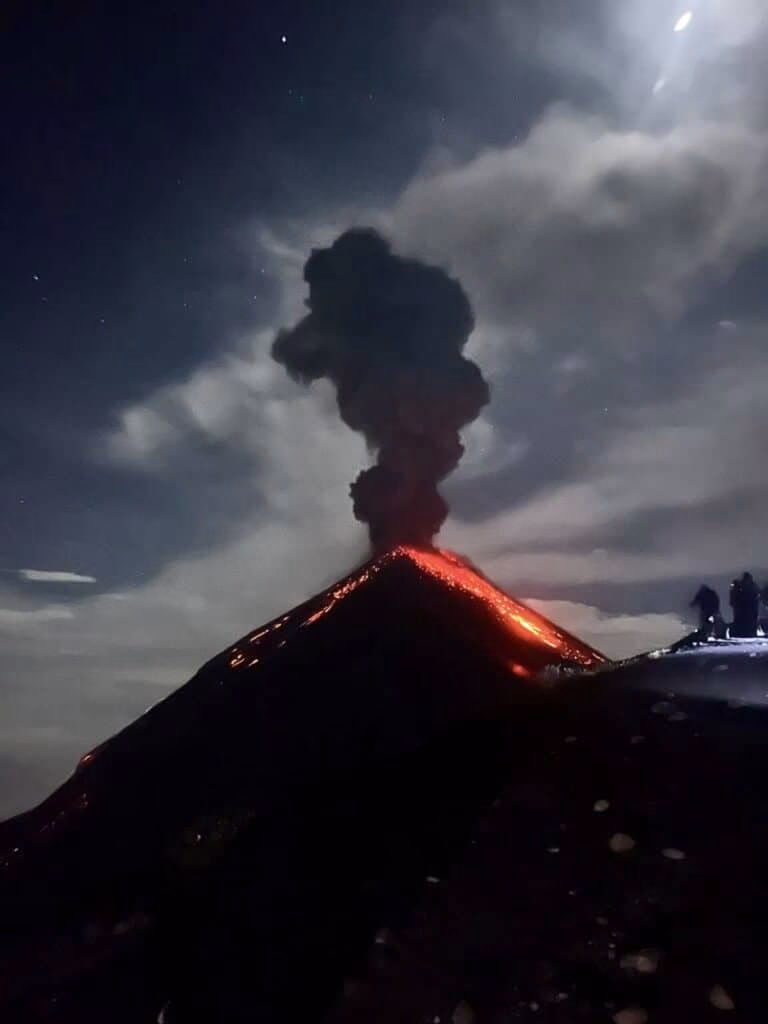 The best hikes in Guatemala - Acatenango volcano hike.