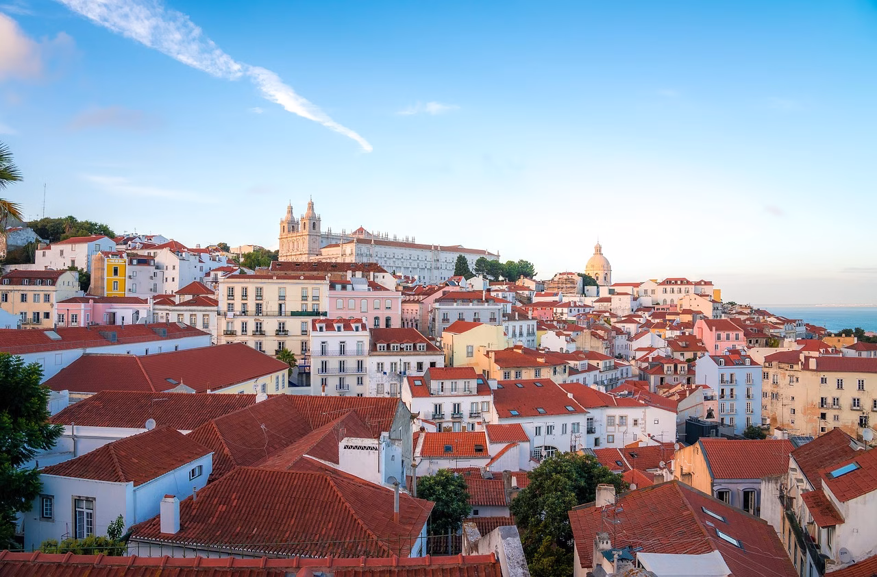 10 spectacular things to do in Lisbon Portugal.