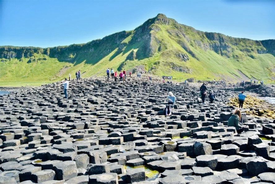 Giants Causeway -10 best places to visit in Ireland