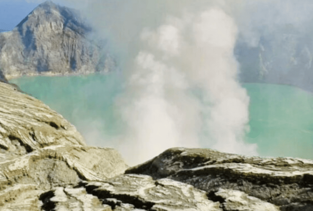 Volcan Ijen hike in East Indonesia.
