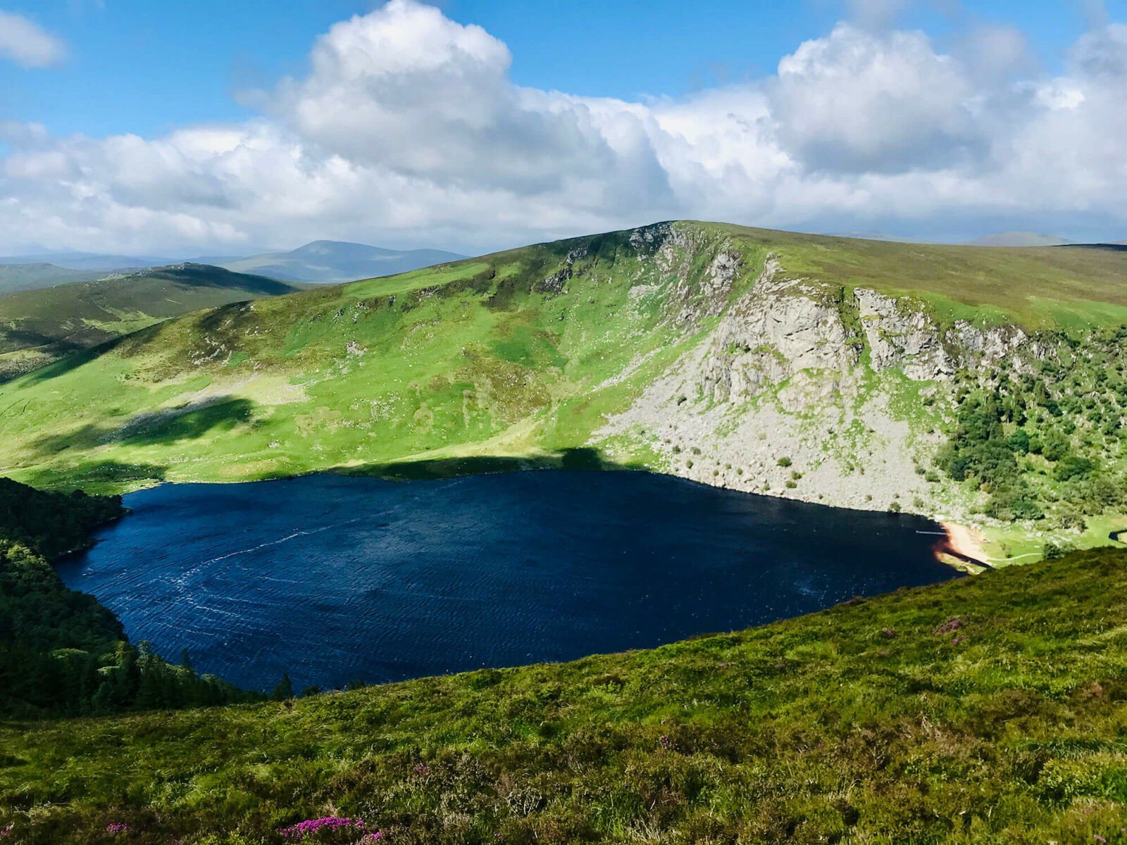 Hiking Djouce and Lough Tay (the Guinness Lake)–magnificent trail in Wicklow Mountain.