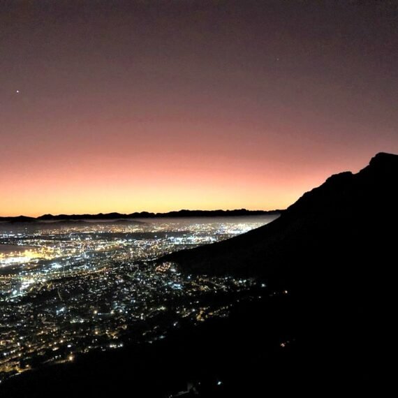 Travel guide on best things to see in magic Cape Town, South Africa.