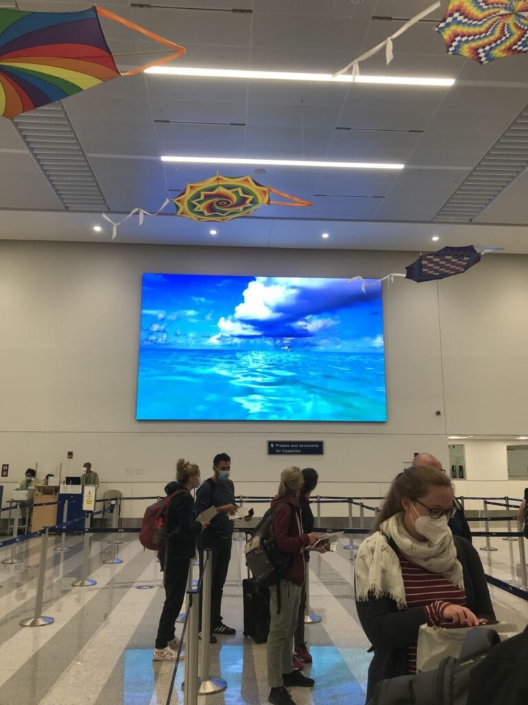 10 best things to do in Bermuda - Hamilton airport