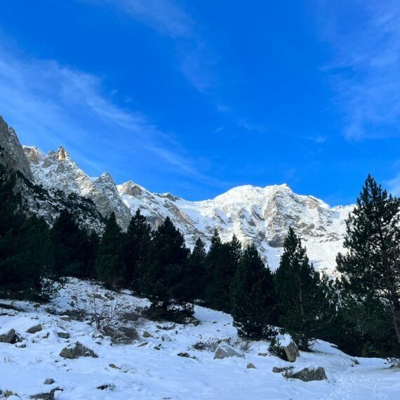 Great 1-day hiking trails in Spanish Pyrenees.