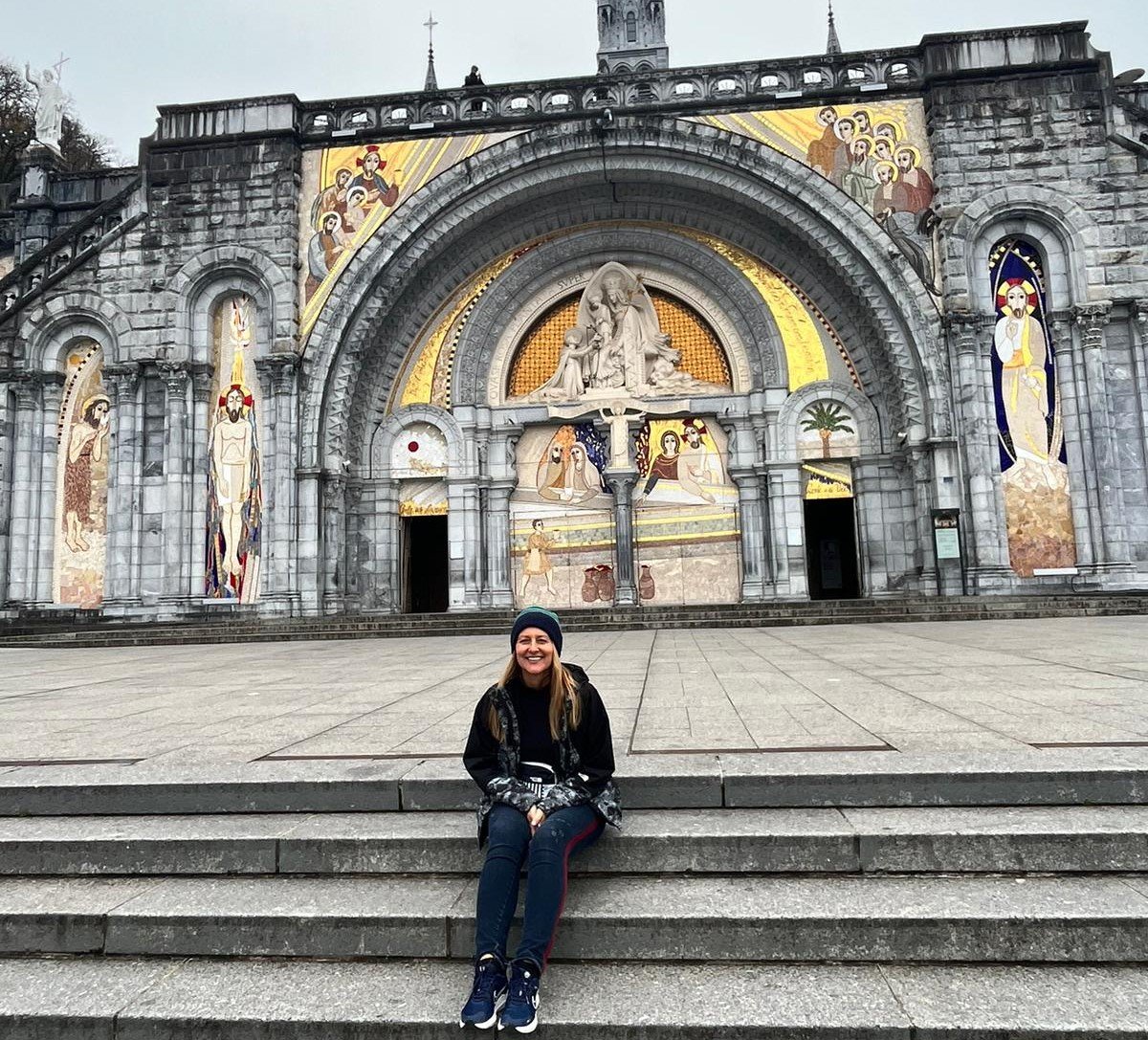 Discover the sacred city of Lourdes at the foot of French Pyrenees.