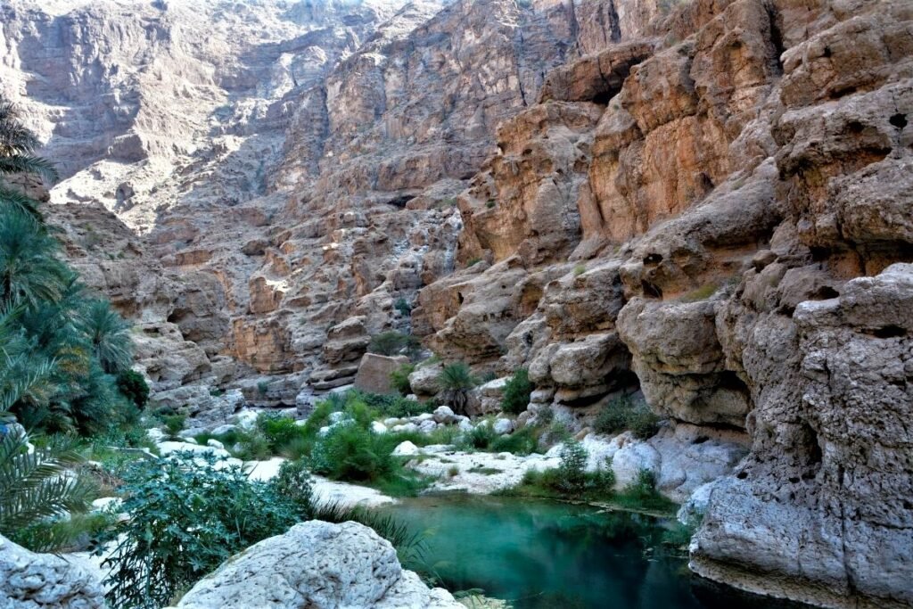 Secret places of best canyon hikes in Oman - www.freestyletraveling.com