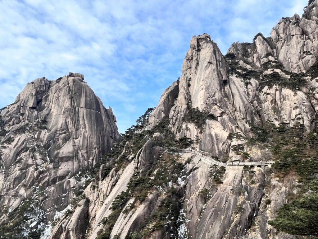 Huangshan Mountains - Best places to see in China