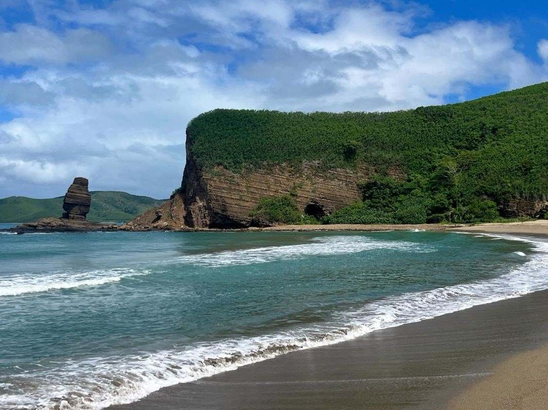 Full travel guide for New Caledonia – home to world’s largest lagoon.