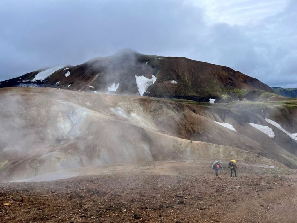 How to prepare for the 4 day Laugavegur trail from Skogar to Landmannalaugar.