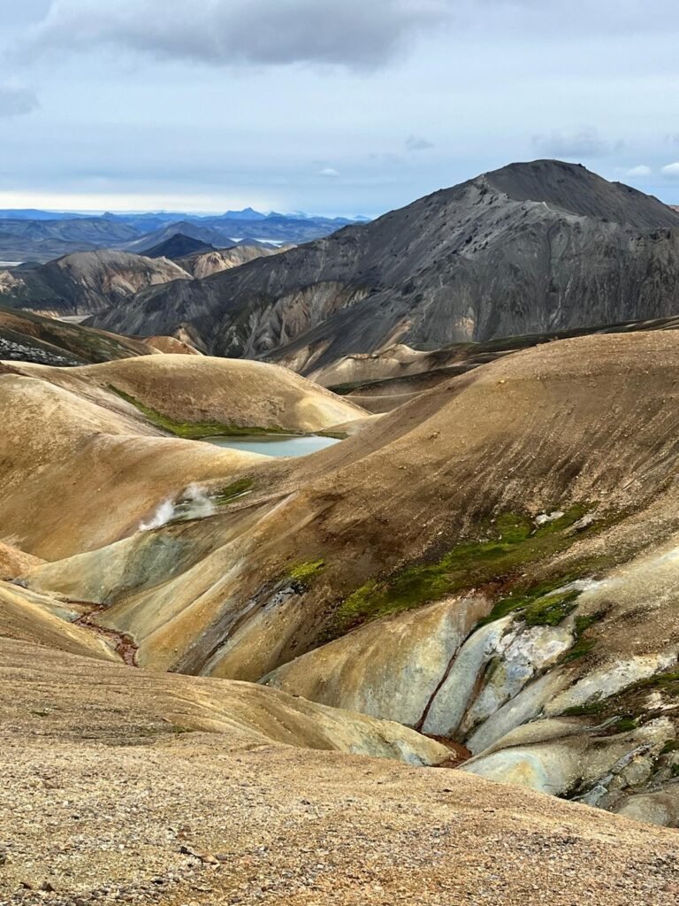 How to prepare for the 4-day Laugavegur trail from Skogar to Landmannalaugar.