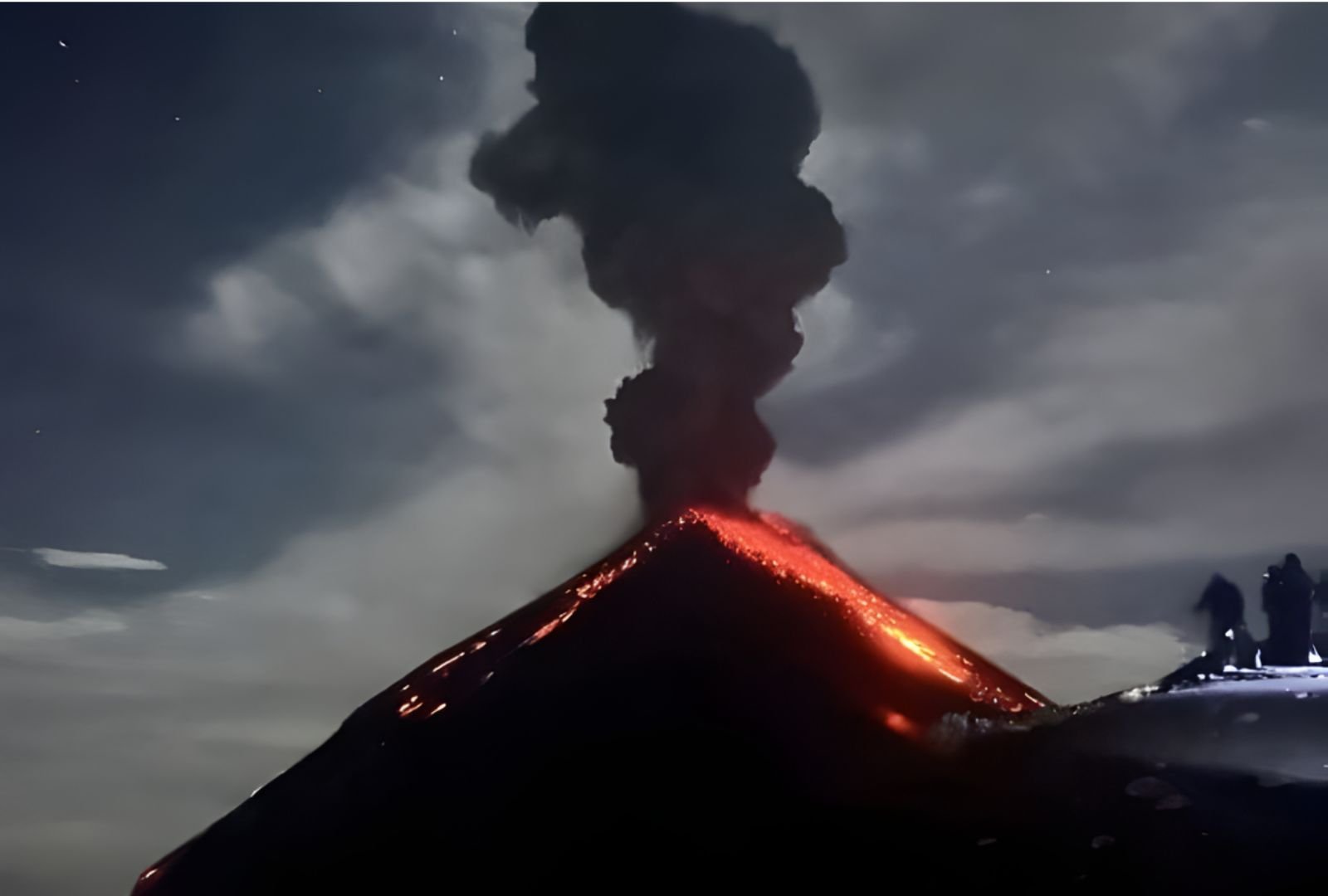 Volcan Acatenango hike.