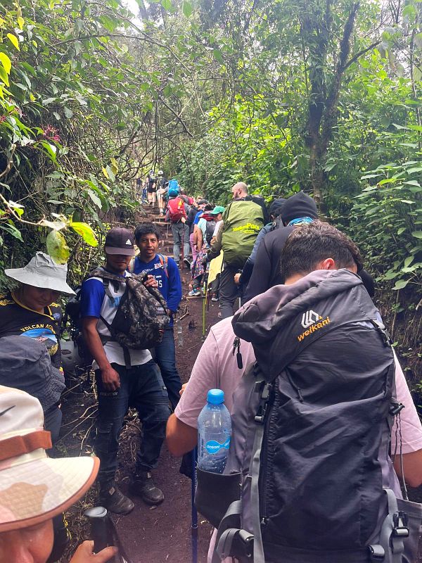 Volcan Acatenango Hike
