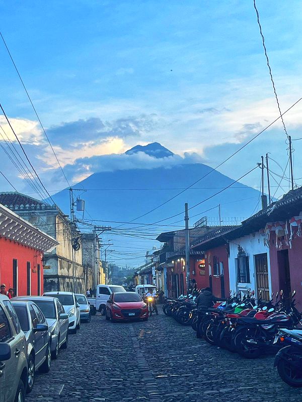 Volcan Acatenango Hike