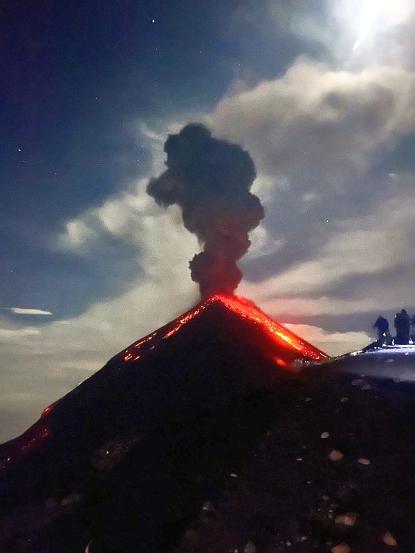 Volcan Acatenango Hike