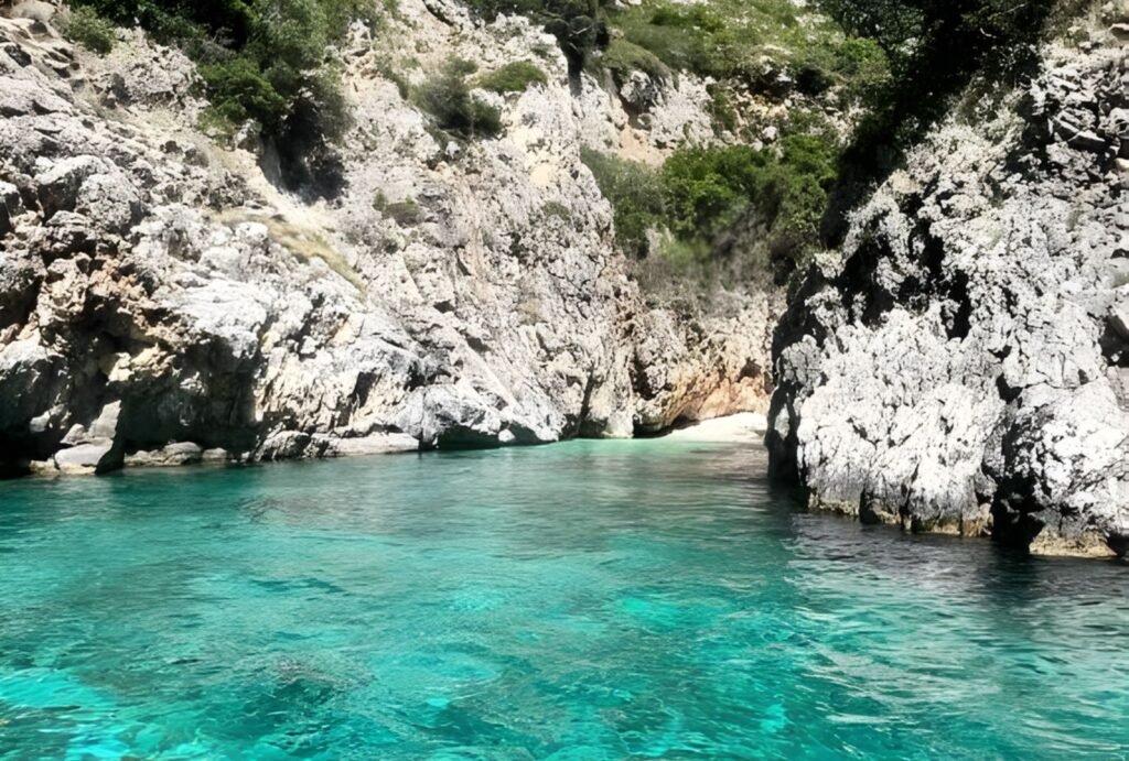 10 days in Albania itinerary.