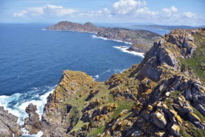 How to get to Cies Islands?