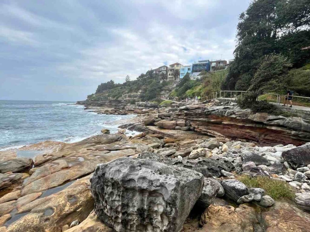 The best things to do on Bondi Beach Sydney.