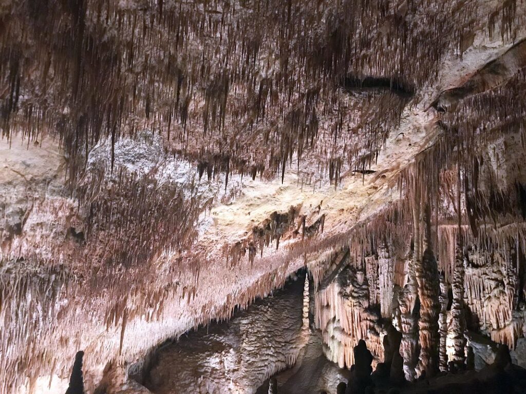 Amazing places in Mallorca - Dragon Cave